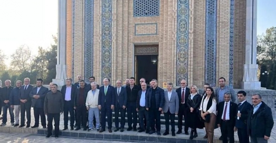 Rektör Şındak, Özbekistan'da "II. Özbek-Türk Eğitim Forumu"na Katıldı