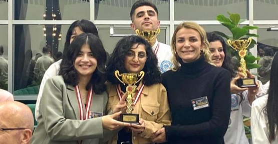 Sivas’ta Yapılan Yemek Yarışmasında Siirt Üniversitesi Türkiye 3. Oldu