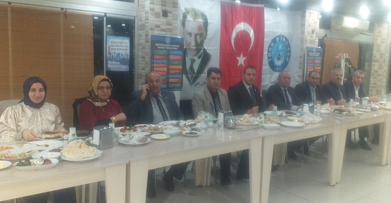 Türk Büro-Sen Siirt'te Üyeleriyle Yemekte Buluştu