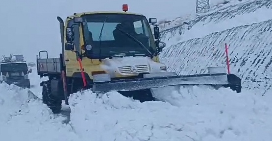 Siirt’te Kardan Dolayı Kapanan Grup Köy Yolu Ulaşıma Açıldı 
