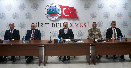 Siirt’te Turuncu Kod Uyarı Öncesi Vali Kızılkaya, Başkanlığında Toplantı Düzenlendi