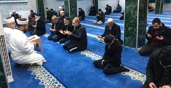 Siirt’te Şehitler için Sabah Namazında Tüm Camilerde Dua Edildi