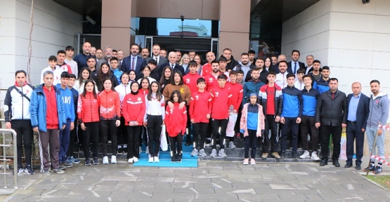 2023-2024 Yıllarında Ulusal ve Uluslararası Müsabakalarda Derece Yapan Sporcular Ödüllendirildi