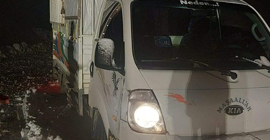 Siirt’te Mahsur Kalan Ticari Araç Kurtarıldı