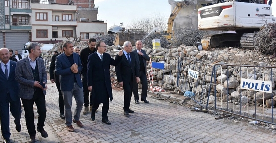 Vali Kızılkaya, Kentsel Dönüşüm Çalışmalarını Yerinde Denetleyerek, İncelemelerde Bulundu