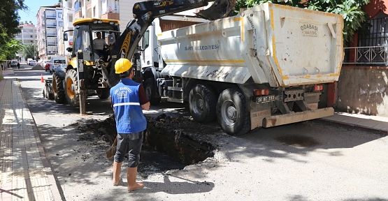 Siirt Belediyesi Altyapı Sorunlarını Gidermeye Devam Ediyor