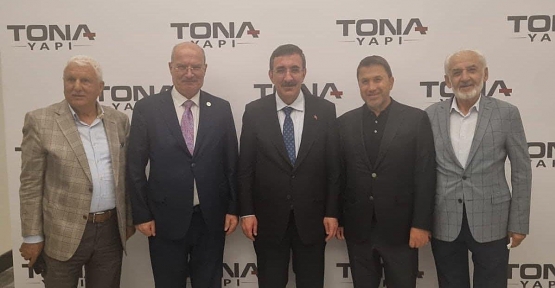 Siirt TSO Başkanı Kuzu, Cumhurbaşkanı Yardımcısı Cevdet Yılmaz’la Dostluk Yemeğine Katıldı