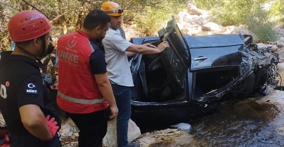 Siirt'te Şarampole Uçan Araç Sürücüsü Hayatını Kaybetti