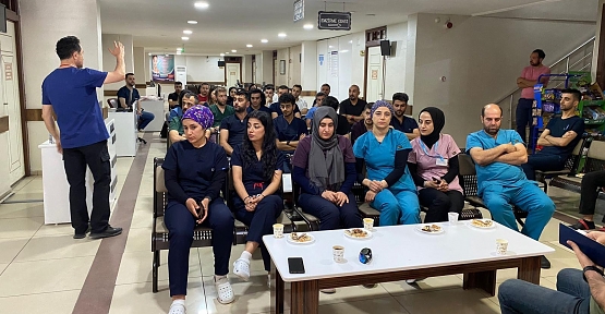 Özel Siirt Hayat Hastanesi Sağlık Çalışanlarına Hizmet İçi Eğitim Verdi