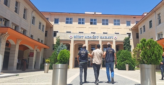 Siirt'te Terör Örgütüne Bilerek ve İsteyerek Yardım Etme Suçundan Aranan Şahıs Yakalandı