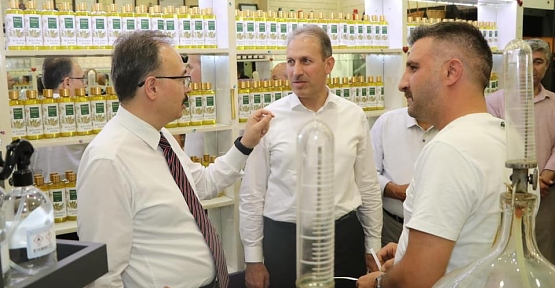 Vali Kızılkaya, Esnafı Ziyaret Etti