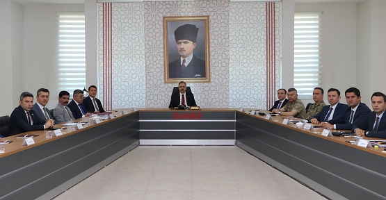 Vali Dr. Kemal Kızılkaya Başkanlığında, Haziran Ayı Güvenlik ve Asayiş Toplantısı Gerçekleştirildi