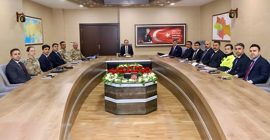 Siirt’te Haftalık İl Güvenlik ve Asayiş Koordinasyon Toplantısı Gerçekleştirildi