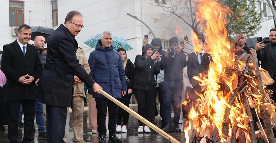 Siirt’te Nevruz Coşkusu: Baharın ve Birliğin Bayramı Kutlandı