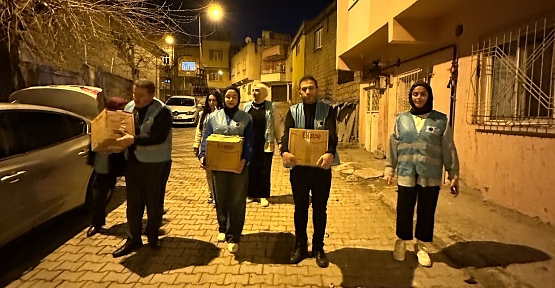 Siirt Beyaz Ay Derneği’nden Erzak Kartı ve Nakdi Yardım