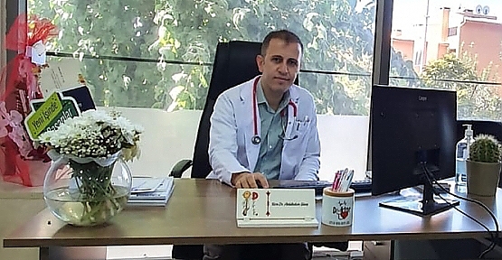 Dr. Abdülhakim Güneş: “Bebekler Anne Koynunda Değil, Beşikte Uyumalı”