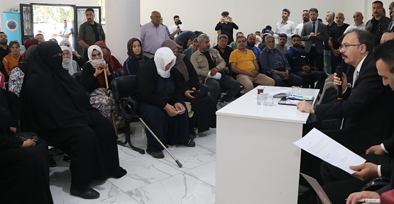 Vali Dr. Kemal Kızılkaya Batı ve Karakol Mahallelerinde Vatandaşlarla Buluştu