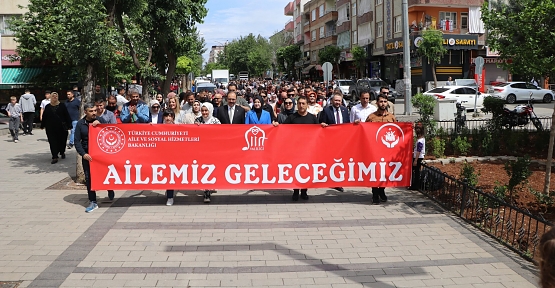 Siirt’te “Aile Günü Farkındalık Yürüyüşü” Büyük Coşkuya Sahne Oldu