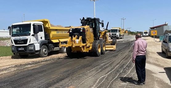 Siirt İl Özel İdaresi Kırsalda Asfalt Çalışmalarına Hız Verdi