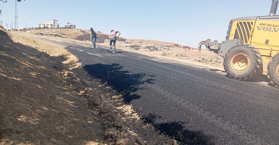 Bozuk Yollar Onarılıyor: Siirt’te Asfalt Yama Çalışmaları