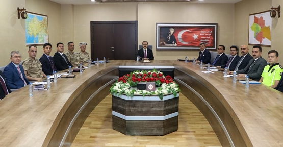 Vali Dr. Kemal Kızılkaya Başkanlığında Haftalık Güvenlik Toplantısı Gerçekleştirildi
