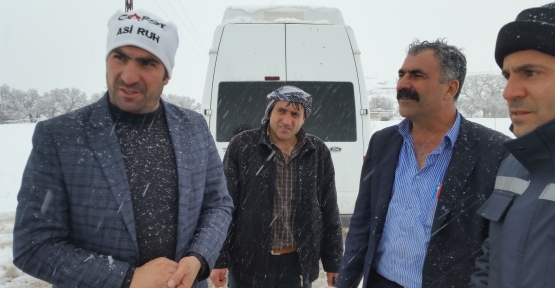 Araçları Kara Saplanan Cizre'li Aileler Kurtarıldı