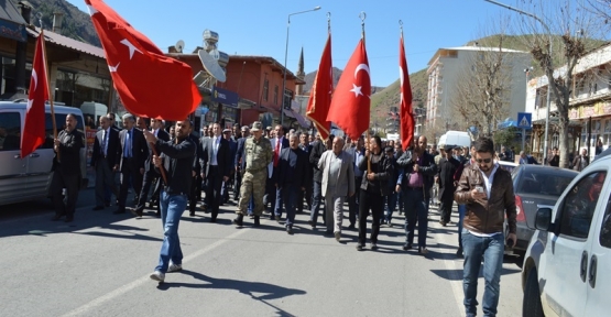 Baykan’da 18 Mart Şehitler Gününde Teröre Tepki Yürüyüşü 