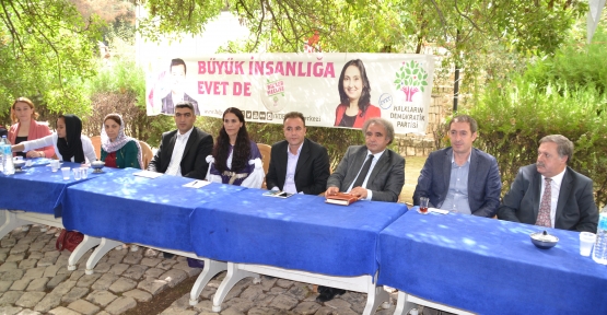 HDP, MİLLETVEKİLİ ADAYLARINI TANITTI