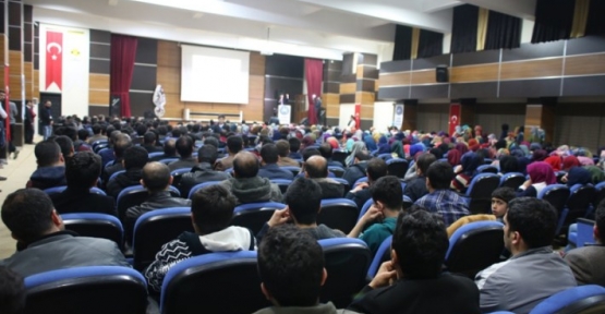 “İslam Dünyasının İçinde Bulunduğu Durum ve Geleceği” Konferansı‏