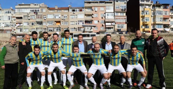 İSTANBUL SİİRTSPOR ŞAMPİYONLUĞU KUTLADI