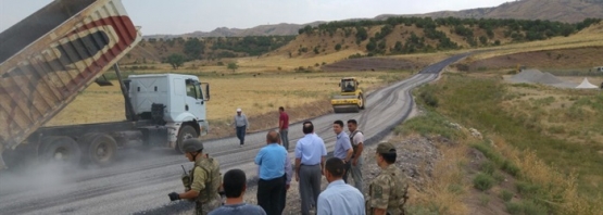 Kaymakam  Kocabey, KÖYDES Kapsamında Yapılan Köy Yolları Yapım Çalışmalarını Denetledi