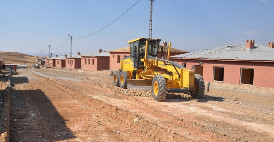 Kırmızı Küme Evlerde Yol Düzenleme Çalışması 