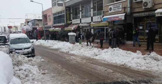 Kurtalan'da Karla Mücadele Çalışmaları