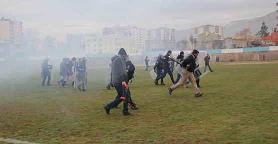 Kurtalanspor-Gercüş Bağlarspor Bal Ligi Maçında Arbede