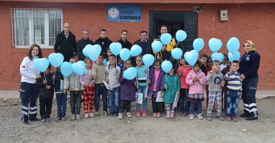 Minik 112 Medya Kampanyası Etkinlikleri Köylerde Devam Ediyor