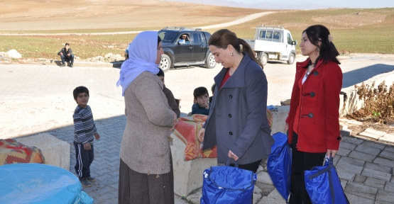 Siirt Belediyesinden Ezidi Kadınlara Yardım 