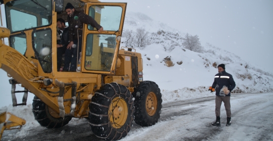 SİİRT-ŞIRNAK KARAYOLU 9 GÜN SONRA TRAFİĞE AÇILDI