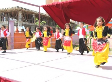 Siirt Vilayetler Hizmet Birliği Anaokulu Öğrencilerinin Gösterisi Göz Kamaştırdı