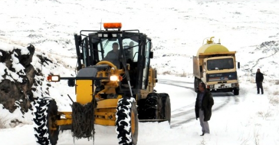 Siirt’te Kar Yağışı Hava ve Kara Ulaşımını Olumsuz Etkiledi