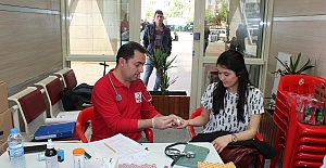 Siirt Kamu Hastaneleri Birliği Genel Sekreterliğince Kan Bağışı Kampanyası Düzenlendi