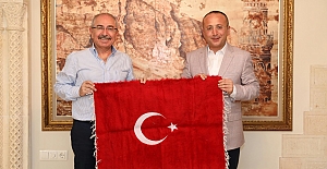 Vali Atik, Mardin Valisi Mustafa Yaman'ı Ziyaret Etti