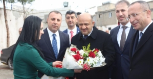 Başbakan Yardımcısı Fikri Işık, Kurtalan Belediyesini Ziyaret Etti