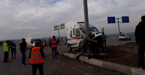 Siirt Ambulansı Beşiri'de Kaza Yaptı