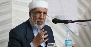 Şeyh Muiniddin Aydın Yalova'da “İslam’da Merhamet” Konulu Konferans Verdi