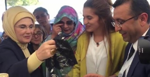 Emine Erdoğan'a Baba Evinden Çeyiz Sandığı Hediye Edildi