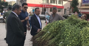 Vali Atik, İftar Öncesi Esnafı Ziyaret Etti