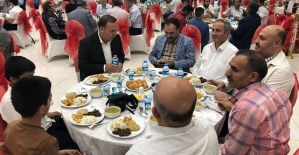 AK Parti Milletvekili Adayı Osman Ören'den İftar Yemeği