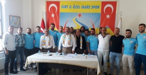 Siirt İl Özel İdarespor 10 Futbolcuya İmza Attırdı