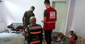 Siirt Kızılay Şubesinden Tekerlekli Sandalye Yardımı