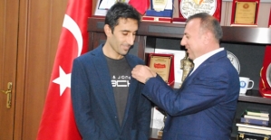 Başkan Karaatay, KPSS Türkiye Birincisini Ödüllendirdi